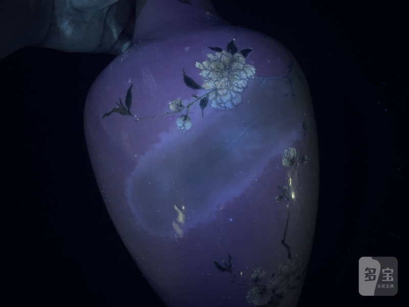 清雍正 御制粉彩碧桃花观音尊 - 图17